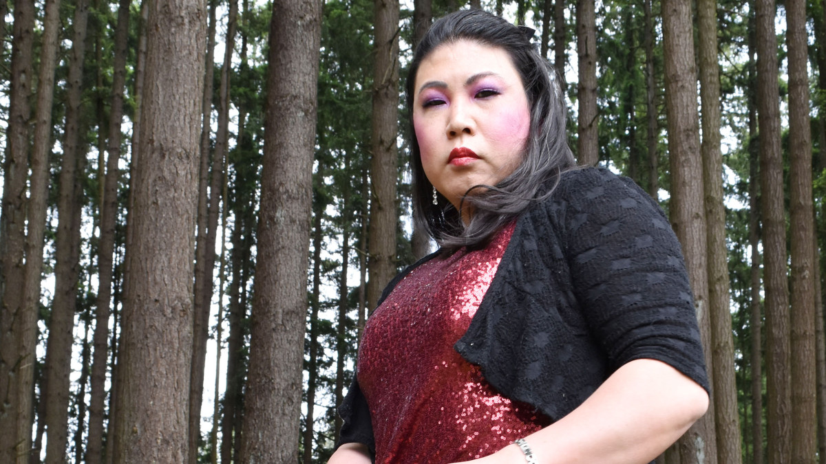 Krissy4u - Sparkly In Red