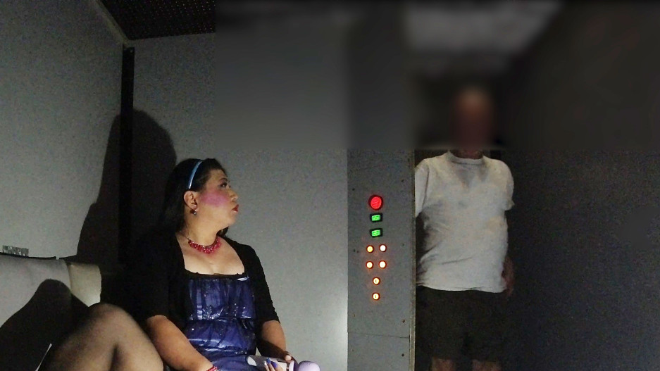 Krissy4u - Adult Arcade Fucking!