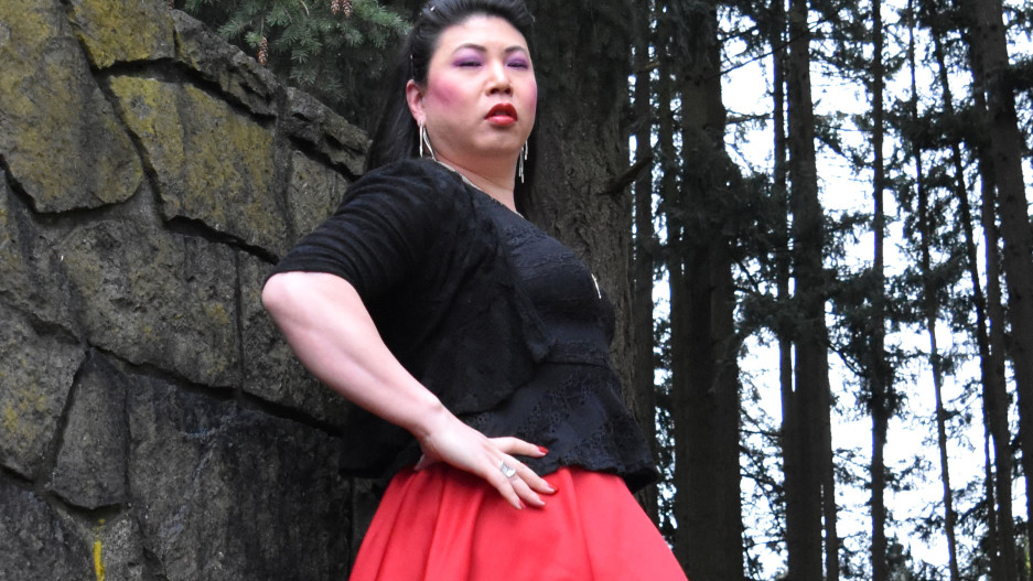 Krissy4u Red Skirt And Heels!